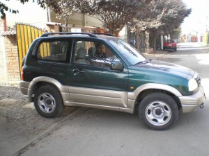Elizabeth Anuncios gratis en Huechuraba |  SUZUKI  4x4 GRAND VITARA, 5.500.00 PESOS