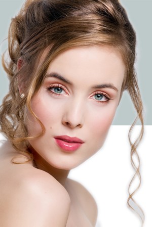  Anuncios gratis en Santiago |  PELUQUERIA Y MAQUILLAJE PROFESIONAL A DOMICILIO, NOVIAS, MADRINAS, GRADIACIONES, FIESTAS DE 15, EVENTOS EN GENERAL