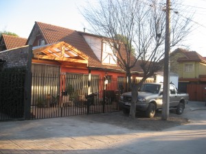 GRAY Anuncios gratis en Maip&uacute; |  CASA  CENTRO MAIPU, DOS PISOS CASA