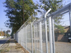 luis aguirre Anuncios gratis en Maip&uacute; |  concertina de seguridad 02-9214817, 02-9214817 concertina cercos de parcela multicanchas 