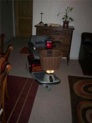 Maribel Gambra Anuncios gratis en Providencia |  VENDO SCOOTER SHOPRIDER , 3 RUEDAS OFERTA $500.000
