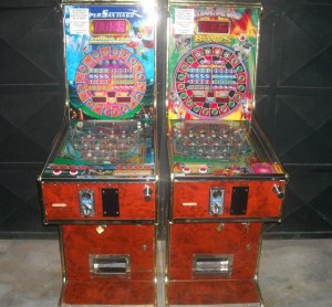 Claudio Sepulveda Anuncios gratis en Lo Espejo |  Vendo 2 maquina de entretencion pinball, 03 maquinas tragamonedas  taiwanesas