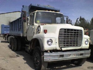  Anuncios gratis en Vi&ntilde;a del Mar |  SE VENDE FORD 9000, un buen camion