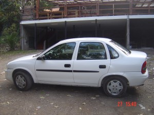 sra ruth Anuncios gratis en Lo Barnechea |  vendo chevrolet corsa full equipo, chevrolet 2004