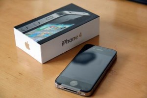 Thomas Anuncios gratis en La Cisterna |  En Venta: Brand New Apple iPhone 4G HD 32GB Unlocked, Thet are all brand new comes with the complete accessories
