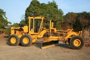 Fernando Prieto Anuncios gratis en Constituci&oacute;n |  Arriendo Motoniveladora Champion, Con operador