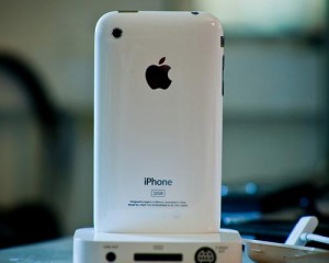 Smith Anuncios gratis en Lo Barnechea |  PARA VENDER, NUEVO IPHONE 4G Apple, Nokia N900, HTC Touch., APPLE IPHONE 4G