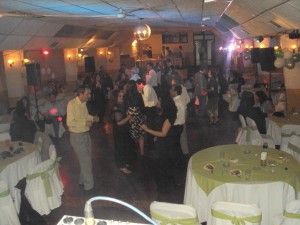 Anuncios gratis en Maip&uacute; |  Musica para eventos Audio iluminaci&oacute;n eventos m&uacute;sica dj matrimonios karaoke, Matrimonios, Fiestas de graduaci&oacute;n, Eventos Empresas, Cumplea&ntilde;os......