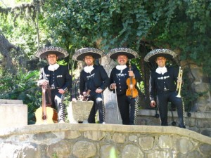 Mariachi chile mexico Anuncios gratis en San Miguel |  Buscas Mariachis?? 02-7279788, Mariachis a domicilio