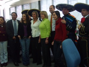 JAVIER INFANTE Anuncios gratis en Santiago |  REGALA MARIACHIS A LA PUERTA DE SU CASA  //  SERENATAS A DOMICILIO, www.mariachisenchile.cl  EL CHARRO INFANTE - DIRECTO AL CORAZON