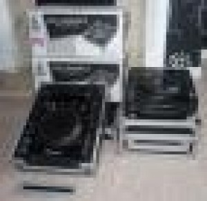 Reynaldo Anuncios gratis en Antofagasta |  Vendo 2x Pioneer CDJ-2000 & 1x DJM-800 mezclador, Vendo 2x Pioneer CDJ-2000 & 1x DJM-800 mezclador