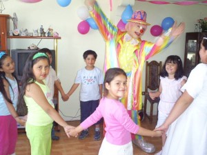 MAURICIO CORALES Anuncios gratis en Talagante |   ANIMACIONES INFANTILES PAYASITO CASCABELL RUTINAS DE CIRCO, JUEGOS MASIVOS COMICOS, ETC, RUTINAS DE CIRCO, JUEGOS MASIVOS COMICOS, ETC