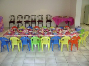 jimena Anuncios gratis en Providencia |  arriendo de mesas y sillas infantiles providencia, marca wenco,distintos colores
