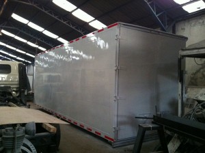 HERNAN ELIAS Anuncios gratis en Estaci&oacute;n Central |  CARROCERIA TERMICA PARA 14 PALETS, CARROCERIA 7 METROS