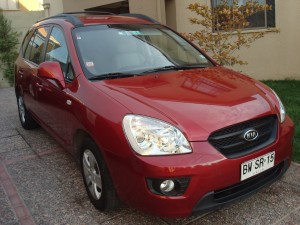 Mariana Ojeda Anuncios gratis en Maip&uacute; |  Vendo KIA CARENS, A&Ntilde;O 2009, bencinera, 5 puertas, versi&oacute;n 2.0, color rojo, impecable, 44.000 kms., precio $ 7.600.000