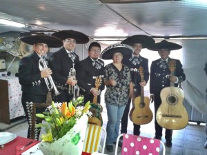 johnny luis Anuncios gratis en Recoleta |  mariachis para tu enamorada serenatas,mariachis, sal y tequila 4 x mariachisX$50.000. 02-6388358 / 7-6260519