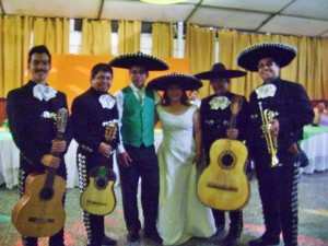 johnny luis Anuncios gratis en Quilicura |  mariachis un regalo para tu enamorada mariachis, sal y tequila 4 x mariachisX$50.000. 02-6388358 / 7-6260519