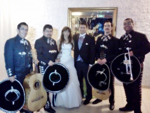 johnny luis Anuncios gratis en Recoleta |  oferta y servicios 4 mariachis X $50.000.solo santiago serenatas, sal y tequila 02-6388358 / 7-6260519