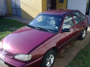 Juan Carlos Anuncios gratis en Limache |  Se vende daewoo racer, a&ntilde;o 94 color burdeo