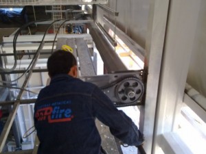 Jimena B&oacute;rquez Anuncios gratis en Cerro Navia |  Cortinas metalicas, Borfire cortinas metalicas.