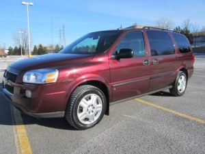julia Anuncios gratis en La Reina |  Chevrolet Uplander LS 2009, Chevrolet Uplander LS 2009