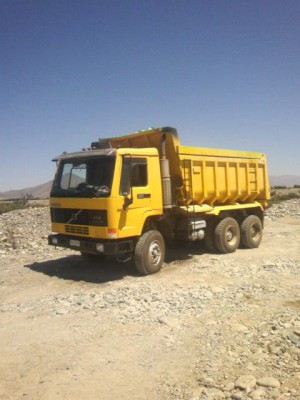 Jhonny O Anuncios gratis en San Bernardo |  Camion tolva fl-10 volvo 25.500.000, camion se encuentra en San Bernardo