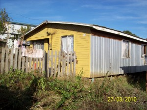 ROSA Anuncios gratis en Temuco |  VENDO CASA EN CARAHUE URGENTE OPRTUNIDAD, SITIO DE 510 MT2 CON CASA MADERA CON ZINC