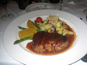 Leonardo Inostroza Corval&aacute;n Anuncios gratis en Las Condes |  Banquetes & eventos a domicilio leonardo inostroza, C&oacute;ctel y cenas a domicilio a producci&oacute;n completa de eventos