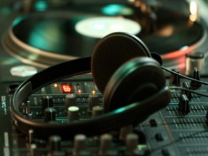 A las Puertas de su Venida Anuncios gratis en Puerto Montt |  A las puertas de su venida - radio cristiana online, Radio cristiana, radio evang&eacute;lica, radio comunitaria