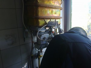 teknigas chile Anuncios gratis en Lo Barnechea |  Tecnico caldera calefaccion central calefon junker splendid saturn, Tecnico anwo, saturn, bereta, baxi, junker gasfiter sec