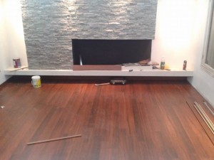 Juan Barrientos Anuncios gratis en Las Condes |  Instalador de piso flotante, lavado de alfombras muro a muro, Jbm soluciones