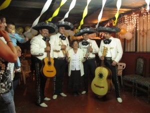 Mariachis y Charros Calicanto Anuncios gratis en Santiago |  Mariachis y charros serentas todos los dias!, El mejor mariachi de chile en su casa!