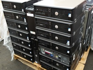 Lupe Lozzano Anuncios gratis en Salamanca |  Quiero hacer una venta de computadores y monitores, Computadoras y monitores