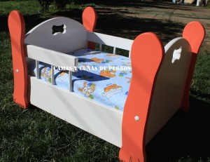 Aranza Leal Anuncios gratis en La Florida |  Camas y cunas para mascotas muy originales, Camas para mascotas, dise&ntilde;os novedosos.