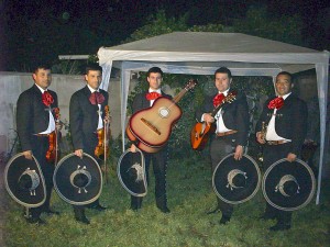 julio Anuncios gratis en Cerro Navia |  LOS MEJORES MARIACHIS  DE SANTIAGO YA ESTAN AQUI, serenatas y eventos en general.-