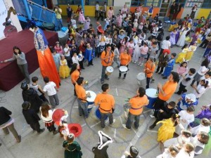Caramelos Eventos Anuncios gratis en Providencia |  Batucadas - comparsas - murgas - mimos - malabaristas, Servicio de batucadas, mimos, malabaristas y m&aacute;s