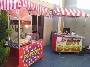 Caramelos Eventos Anuncios gratis en Santiago |  Carritos de comida algodones cabritas hot dogs manzanas confitadas, Os de comida algodones cabritas hot dogs manzanas confitadas