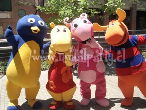 Eventos Infantiles Anuncios gratis en Santiago |  Mesitas y Sillitas, Mobiliario Infantil , Juegos Inflables Camas Elasticas, Personajes Infantiles , Backyardigans, Barney y sus amigos, Shrek y mas