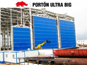 Ferrocor: Soluciones Integrales en Accesos Industriales Anuncios gratis en Santiago |  Port&oacute;n ultra big de pvc para la industria pesquera y acu&iacute;cola, Port&oacute;n para hangar, hangar door, port&oacute;n autom&aacute;tico