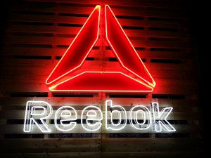 oscar valdes Anuncios gratis en Santiago |  Letreros de neon fabricamos agencias, comerciantes y privados, Letreros luminosos de neon para publicidad y marketing
