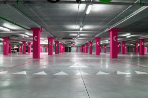 Monserrat Foix Anuncios gratis en Santiago |  Pisos industriales, iluminacion canchas de tenis, iluminacion canchas , Iluminacion campos deportivos, reparacion de canchas de tenis
