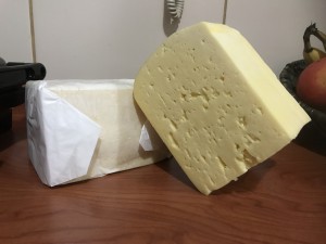 Macarena Anuncios gratis en Santiago |  Se vende queso mantecoso artesanal $6500 el kilo pregunta por whatsapp , Rico queso mantecoso