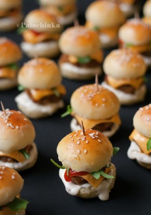 Pedro Anuncios gratis en Providencia |  Banquetes eventos bautizos babyshower graduaciones bodas cumplea&ntilde;os, Canapes, sushi, empanaditas, brochetas, pastelitos, petitbouche, boda