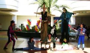 Marka producciones Anuncios gratis en Santiago |  Mimos, malabaristas, zanquistas, magos, payasos, estatuas vivientes, Para activaciones, fiestas, cumplea&ntilde;os, promociones, eventos, etc.