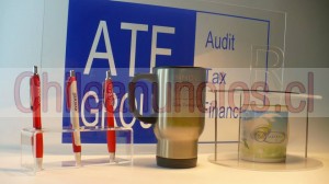 Claudio Anuncios gratis en Santiago |  Letreros de acrílico grafica publicidad impresiones ploteo, Letreros grafica pendones señaletica