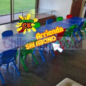 Eventos ck Anuncios gratis en Ñuñoa |  Sillas y mesas super comodas para ninos , Sillas y mesas pequenas