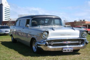ALVARO DIAZ Anuncios gratis en Independencia |  ARRIENDO LIMUSINA CHEVY 1957, Transportes Tur&iacute;cticos Independencia