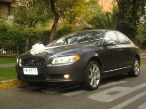 Ignacio Anuncios gratis en Santiago |  Arriendo auto para Matrimonio o Evento VOLVO S80, BWM 745 LI, BMW 540 IA, VOLVO S80, CAPRICE PRESIDENCIAL 83�