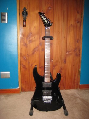 alfonso Anuncios gratis en Santiago |  jacson d10 guitarra, guitarra negra jackson $150.000