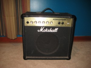 alfonso Anuncios gratis en Santiago |  amplificador de guitarra marshall v15, valvastate v15  $60.000